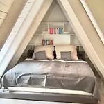 Gemuetliche Maisonettewohnung Mit Dachterrasse Am Schloss Appartement
