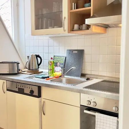 Gemuetliche Maisonettewohnung Mit Dachterrasse Am Schloss Apartment