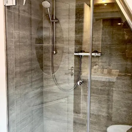 Gemuetliche Maisonettewohnung Mit Dachterrasse Am Schloss * Oldenburg